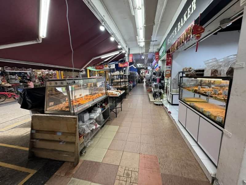 17 Bedok South, , 750 sqft, Shop / Shophouse For Rent, by Darien Ho, 500196908 - Exterior - CommercialGuru.com.sg