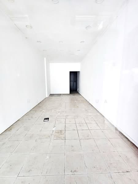 709 ANG MO KIO AVENUE 8