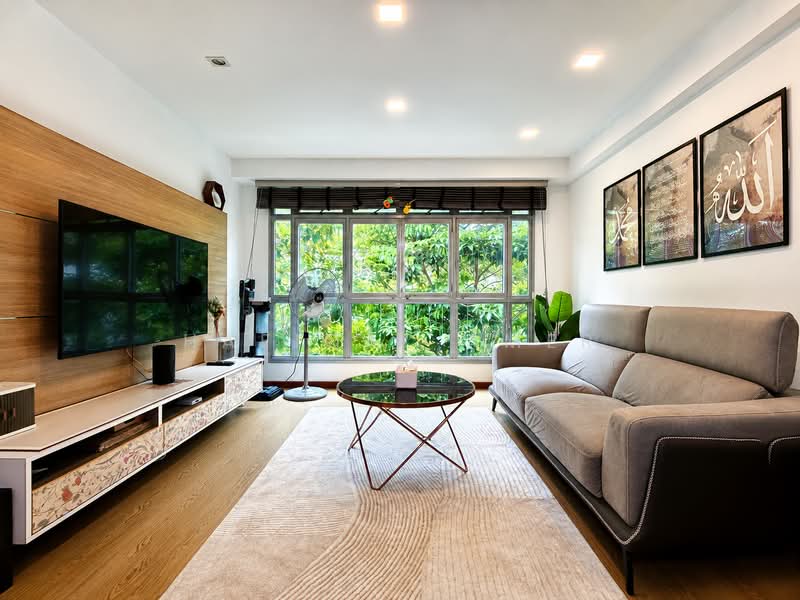 210B Compassvale Lane, 210B Compassvale Lane, 3 Bedrooms, 1,001 sqft, HDB Flat For Sale, by Hafiqal Amer, 500196926 - Living Room - PropertyGuru.com.sg