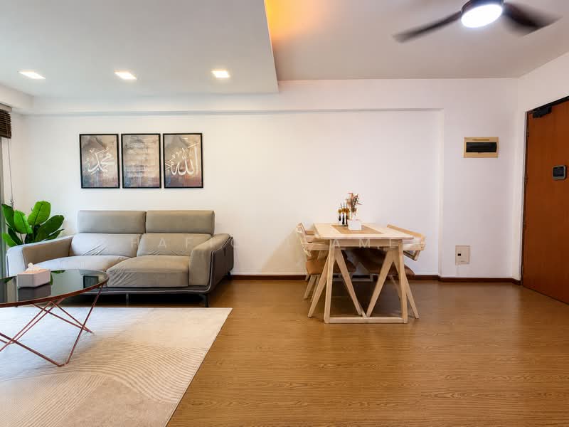 210B Compassvale Lane, 210B Compassvale Lane, 3 Bedrooms, 1,001 sqft, HDB Flat For Sale, by Hafiqal Amer, 500196926 - Living Room - PropertyGuru.com.sg