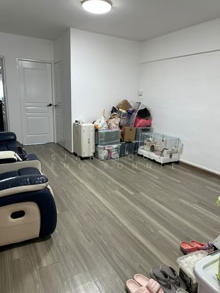 634 Veerasamy Road, 634 Veerasamy Road, 2 Bedrooms, 775 sqft, HDB Flat For Rent, by Siah Boon Leng Ronnie, 500196930 - Living Room - PropertyGuru.com.sg
