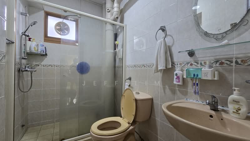 313A Anchorvale Road, 313A Anchorvale Road, Room Rental, 200 sqft, HDB Flat For Rent, by Jeff Lim, 500196933 - Bathroom - PropertyGuru.com.sg