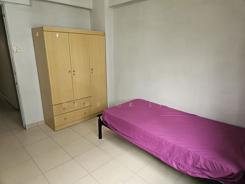 512 Woodlands Drive 14, 512 Woodlands Drive 14, Room Rental, 100 sqft, HDB Flat For Rent, by Derrick Lim, 500196937 - Bedroom - PropertyGuru.com.sg