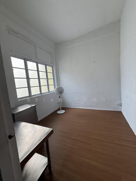 Pasir Panjang/ Clementi Road, , 4 Bedrooms, 1,165 sqft, Shophouse For Rent, by Brian Chng, 500196939 - PropertyGuru.com.sg