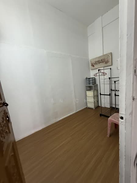 Pasir Panjang/ Clementi Road, , 4 Bedrooms, 1,165 sqft, Shophouse For Rent, by Brian Chng, 500196939 - PropertyGuru.com.sg