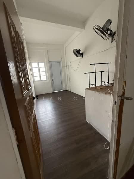 Pasir Panjang/ Clementi Road, , 4 Bedrooms, 1,165 sqft, Shophouse For Rent, by Brian Chng, 500196939 - PropertyGuru.com.sg