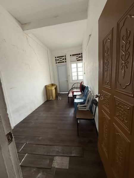 Pasir Panjang/ Clementi Road, , 4 Bedrooms, 1,165 sqft, Shophouse For Rent, by Brian Chng, 500196939 - PropertyGuru.com.sg