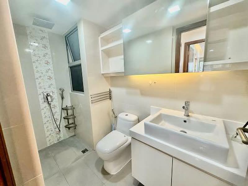 The Bayshore, 34 Bayshore Road, 3 Bedrooms, 1,227 sqft, Condominium For Sale, by Sandra Teo, 500196946 - Bathroom - PropertyGuru.com.sg