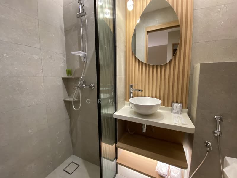Coliwoo Orchard Studios, 2 Mount Elizabeth Link, Studio, 220 sqft, Condominium For Rent, by Cruz V, 500196954 - Bathroom - PropertyGuru.com.sg
