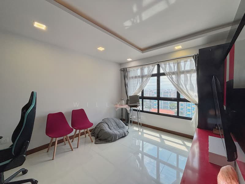 807B Choa Chu Kang Avenue 1, 807B Choa Chu Kang Avenue 1, 3 Bedrooms, 990 sqft, HDB Flat For Sale, by Willy Toh, 500196962 - Living - PropertyGuru.com.sg