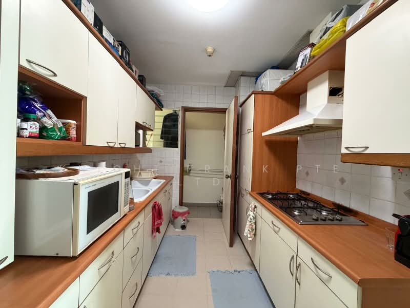 Parbury Hill Condominium, 32 Parbury Avenue, 3 Bedrooms, 1,787 sqft, Condominium For Sale, by ELAINE CHIA, 500196967 - Kitchen - PropertyGuru.com.sg