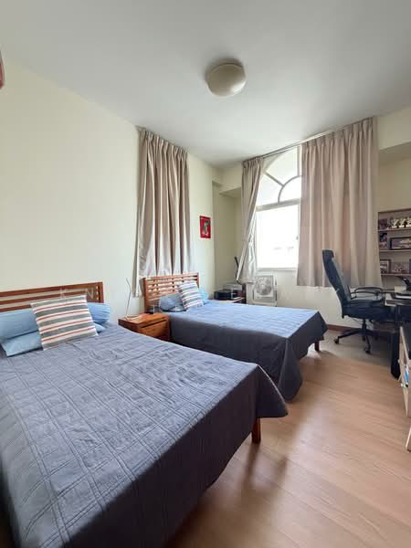 Parbury Hill Condominium, 32 Parbury Avenue, 3 Bedrooms, 1,787 sqft, Condominium For Sale, by ELAINE CHIA, 500196967 - Bedroom - PropertyGuru.com.sg