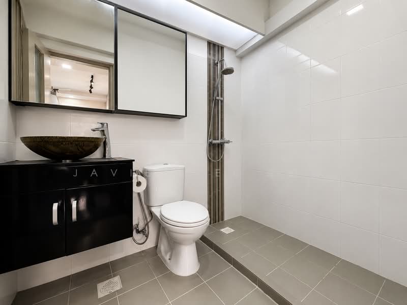 666B Punggol Drive, 666B Punggol Drive, 3 Bedrooms, 1,001 sqft, HDB Flat For Sale, by Javien Lee 李峙樑, 500196972 - Bathroom - PropertyGuru.com.sg