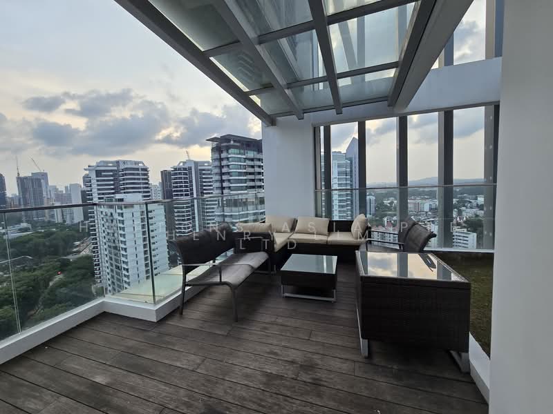 26 Newton, 26 Newton Road Singapore, 2 Bedrooms, 1,539 sqft, Condominium For Sale, by Henry Lim, 500196973 - Balcony - PropertyGuru.com.sg