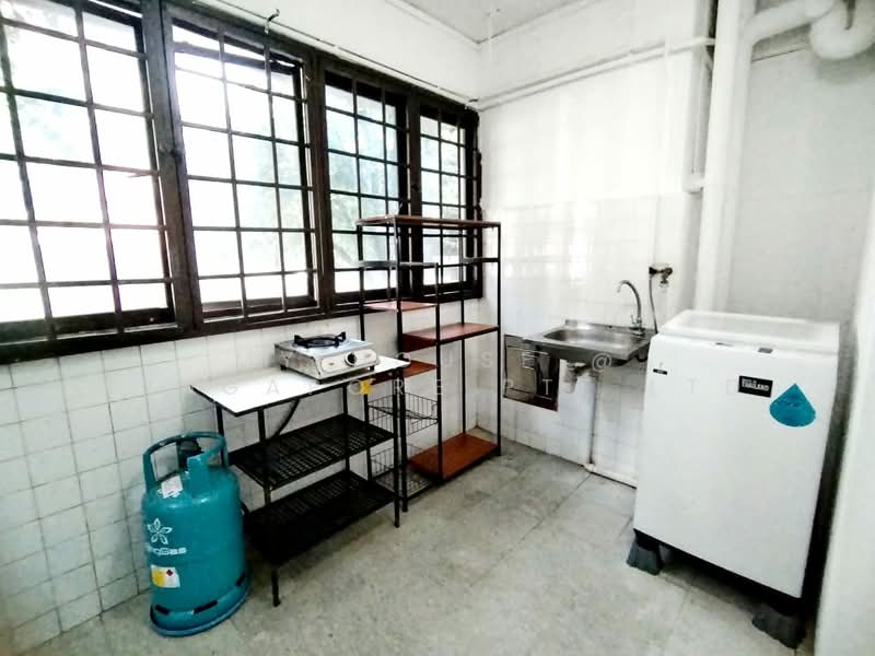 603 Ang Mo Kio Avenue 5, 603 Ang Mo Kio Avenue 5, Room Rental, 250 sqft, HDB Flat For Rent, by Sandy, 500196983 - Kitchen - PropertyGuru.com.sg