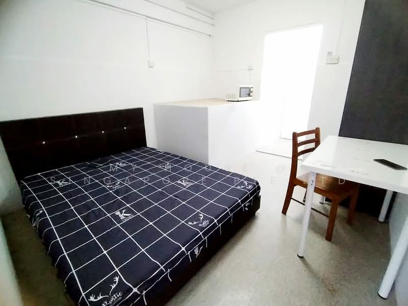 603 Ang Mo Kio Avenue 5, 603 Ang Mo Kio Avenue 5, Room Rental, 250 sqft, HDB Flat For Rent, by Sandy, 500196983 - Bedroom - PropertyGuru.com.sg