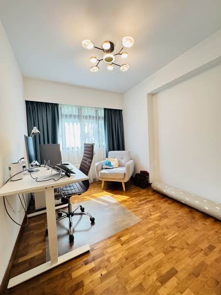 697B Jurong West Central 3, 697B Jurong West Central 3, 3 Bedrooms, 1,001 sqft, HDB Flat For Rent, by Marcus Tan, 500196984 - Study - PropertyGuru.com.sg