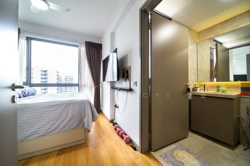 Rare High Floor Corner Unit, Bright and Move In Ready, , 2 Bedrooms, 883 sqft, Condominium For Sale, by Chia Yei (CY) 佳业, 500197000 - Bedroom - PropertyGuru.com.sg