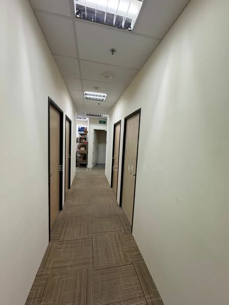 Tradehub 21, 26 Boon Lay Way, 3,617 sqft, Light Industrial (B1) For Rent, by Ben Chew, 500197026 - Corridor - CommercialGuru.com.sg
