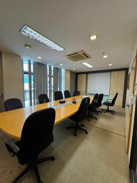 Tradehub 21, 26 Boon Lay Way, 3,617 sqft, Light Industrial (B1) For Rent, by Ben Chew, 500197026 - Interior - CommercialGuru.com.sg