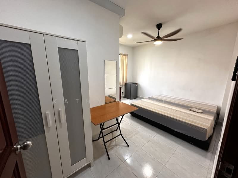 Balmoral Luck, 6 Balmoral Road, Room Rental, 200 sqft, Condominium For Rent, by Kathy Nguyen, 500197027 - Bedroom - PropertyGuru.com.sg