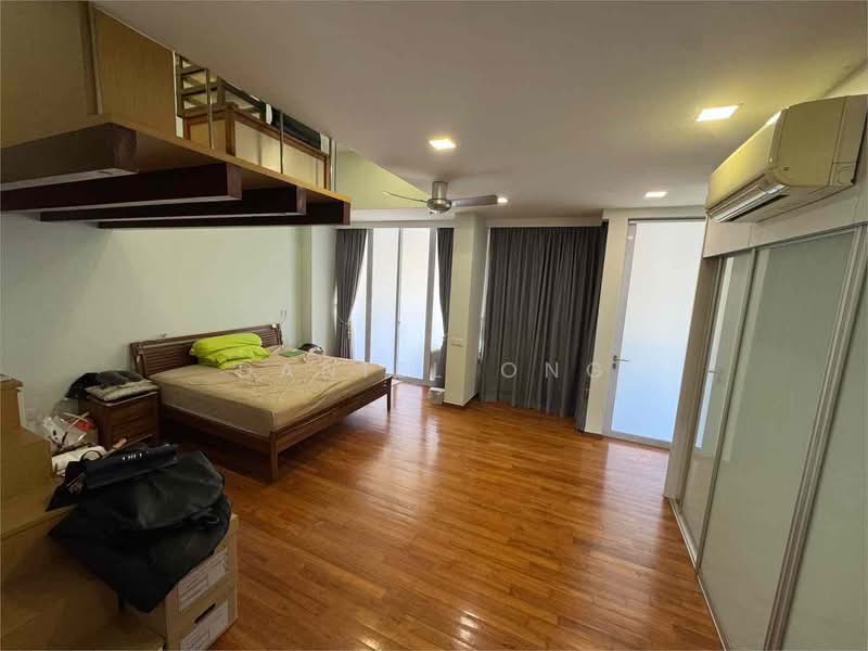 Sunrise Villa, Sunrise close, 4 Bedrooms, 2,500 sqft, Terraced House For Rent, by Daniel Ong, 500197032 - Bedroom - PropertyGuru.com.sg