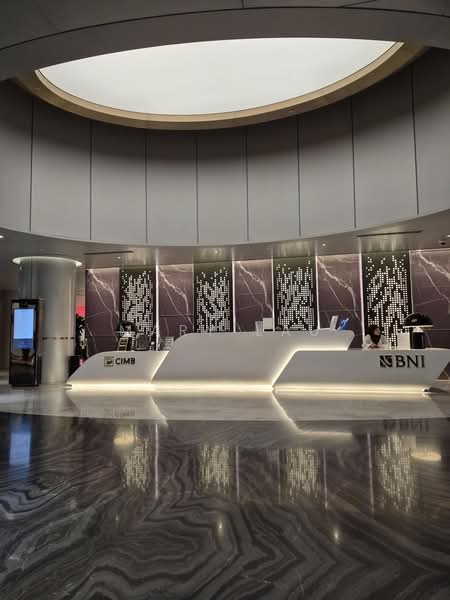 BNI Tower, 30 Raffles Place, 2,393 sqft, Office For Rent, by Mary Lau, 500197034 - Lobby - CommercialGuru.com.sg