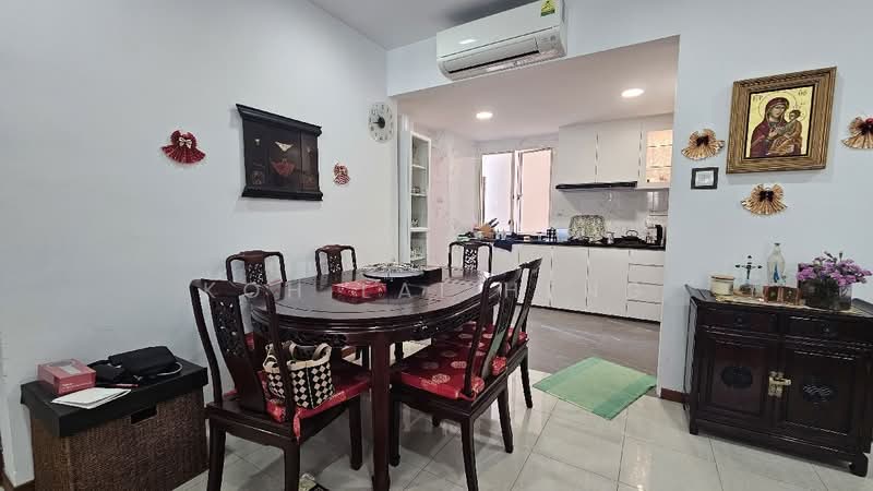 Seletar Springs Condominium, 100 Gerald Drive, Seletar / Yio Chu Kang, 3 Bedrooms, 1,302 sqft, Condominium For Sale, by Koh Lai Heng, 500197041 - PropertyGuru.com.sg