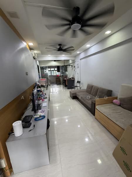 166 Woodlands Street 13, 166 Woodlands Street 13, 2 Bedrooms, 883 sqft, HDB Flat For Rent, by Andrew Yong, 500197042 - Living Hall - PropertyGuru.com.sg