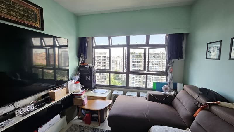 622B Tampines Avenue 12, 622B Tampines Avenue 12, 3 Bedrooms, 93 sqft, HDB Flat For Sale, by Dennis Wee, 500197043 - Living Room - PropertyGuru.com.sg