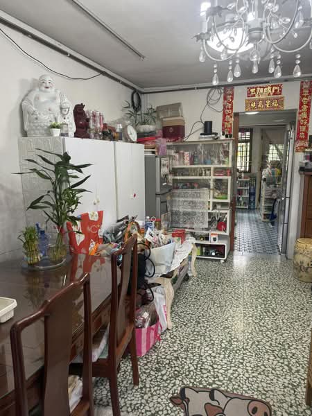 77 Indus Road, 77 Indus Road, 2 Bedrooms, 732 sqft, HDB Flat For Sale, by Victor Zeng, 500197051 - Living Room - PropertyGuru.com.sg