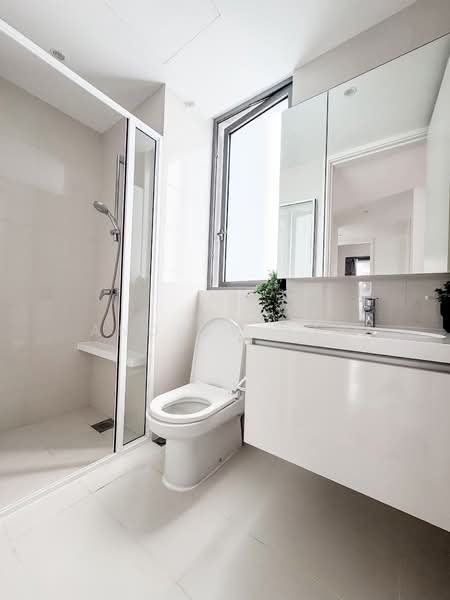 Sky Habitat, 7 Bishan Street 15, 3 Bedrooms, 1,216 sqft, Condominium For Sale, by Andrew Yek, 500197057 - Bathroom - PropertyGuru.com.sg