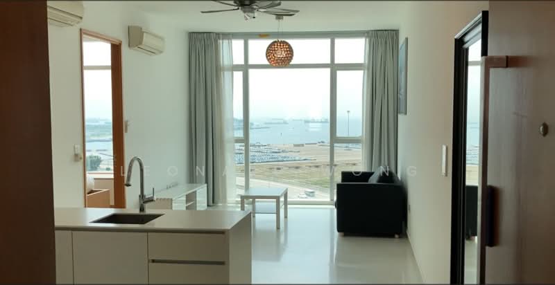 76 Shenton, 76 Shenton Way, 1 Bedroom, 624 sqft, Apartment For Rent, by Leonard Wong, 500197069 - Living Room - PropertyGuru.com.sg