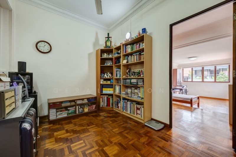 Peakview Estate, Peakville Avenue, 4 Bedrooms, 2,500 sqft, Terraced House For Sale, by Gerald Leong, 500197078 - Study and Library - PropertyGuru.com.sg