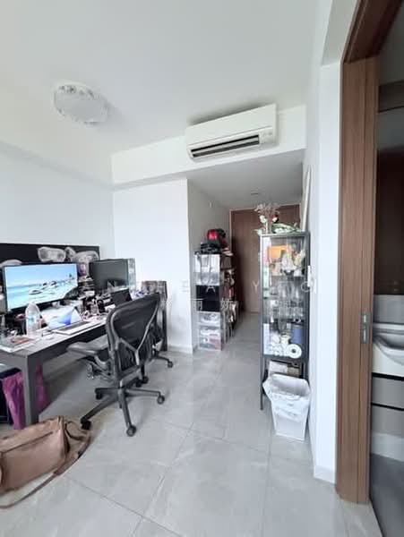 Stirling Residences, 21 Stirling Road, 2 Bedrooms, 678 sqft, Condominium For Rent, by Anthea Yeo 杨丽娇, 500197079 - Study - PropertyGuru.com.sg