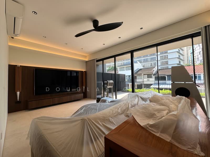 Landed near Paragon, , 9 Bedrooms, 4,481 sqft, Terraced House For Rent, by Douglas Quah, 500197091 - Living Room - PropertyGuru.com.sg