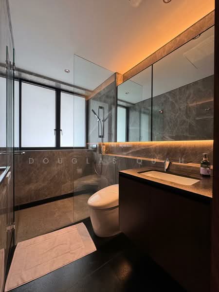 Landed near Paragon, , 9 Bedrooms, 4,481 sqft, Terraced House For Rent, by Douglas Quah, 500197091 - Bathroom - PropertyGuru.com.sg