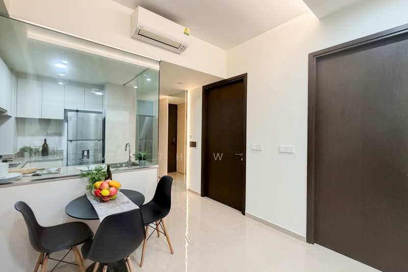 The Gazania, 5 How Sun Drive, 2 Bedrooms, 700 sqft, Condominium For Sale, by Matthew Lam, 500197100 - Kitchen - PropertyGuru.com.sg
