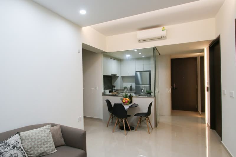The Gazania, 5 How Sun Drive, 2 Bedrooms, 700 sqft, Condominium For Sale, by Matthew Lam, 500197100 - Kitchen - PropertyGuru.com.sg