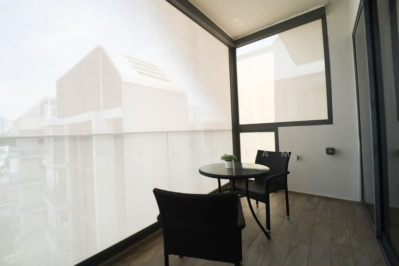 The Gazania, 5 How Sun Drive, 2 Bedrooms, 700 sqft, Condominium For Sale, by Matthew Lam, 500197100 - Balcony - PropertyGuru.com.sg