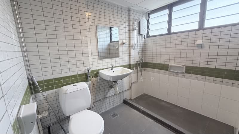 Pine Grove, 1N Pine Grove, Room Rental, 120 sqft, Condominium For Rent, by Leen Yap, 500197105 - Bathroom - PropertyGuru.com.sg