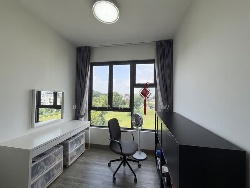 The Brownstone, 152 Canberra Drive, 3 Bedrooms, 915 sqft, Executive Condominium For Sale, by Bryan Low, 500197112 - Study - PropertyGuru.com.sg