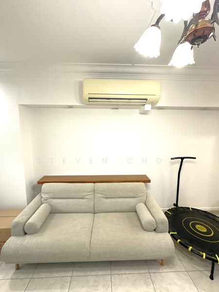 762 Choa Chu Kang North 5, 762 Choa Chu Kang North 5, 3 Bedrooms, 1,110 sqft, HDB Flat For Rent, by Steven Choo, 500197113 - Living Room - PropertyGuru.com.sg