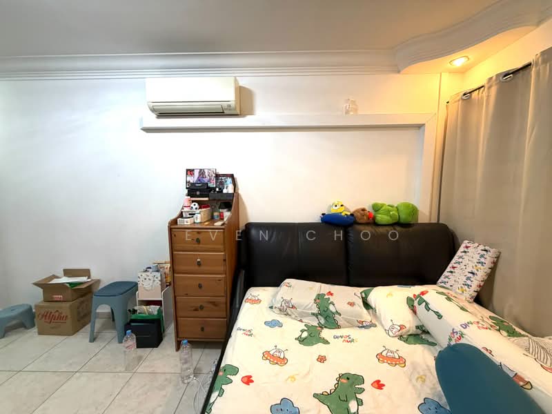 762 Choa Chu Kang North 5, 762 Choa Chu Kang North 5, 3 Bedrooms, 1,110 sqft, HDB Flat For Rent, by Steven Choo, 500197113 - Bedroom - PropertyGuru.com.sg