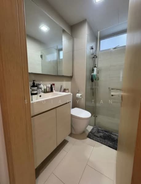 Waterview, 91 Tampines Avenue 1, 2 Bedrooms, 786 sqft, Condominium For Sale, by Sugiany Tan, 500197117 - Bathroom - PropertyGuru.com.sg