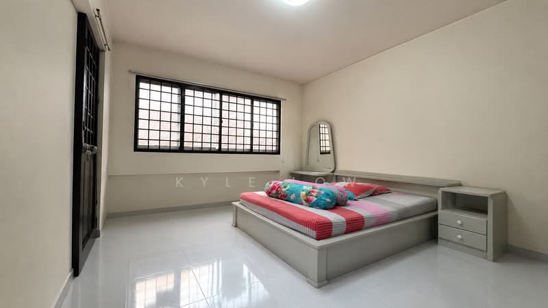 221 Hougang Street 21, 221 Hougang Street 21, 3 Bedrooms, 1,593 sqft, HDB Flat For Sale, by Kyle Low, 500197123 - Bedroom - PropertyGuru.com.sg