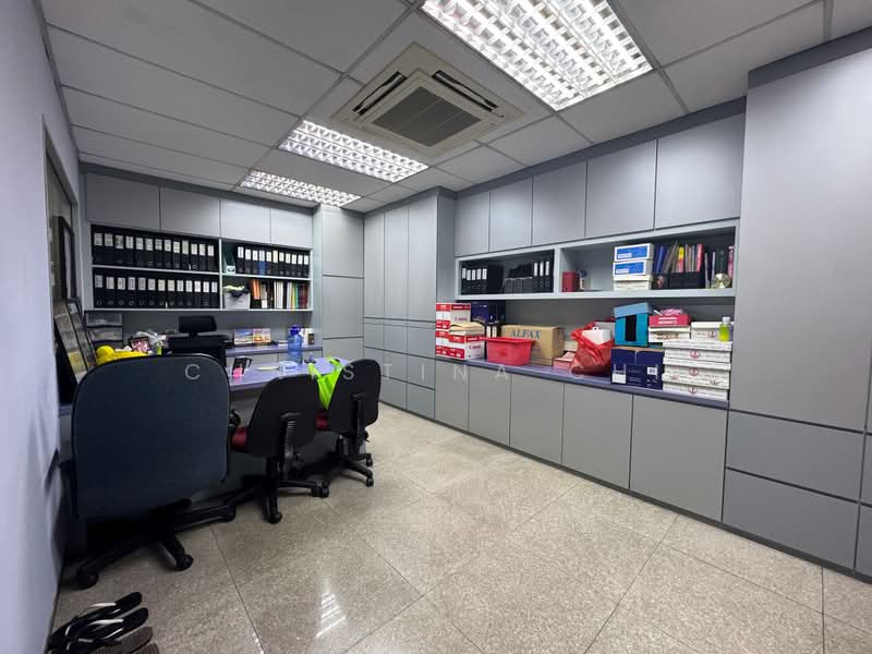 Ubi Techpark, 10 Ubi Crescent, 5,404 sqft, Light Industrial (B1) For Sale, by Christina Chi, 500197125 - Interior - CommercialGuru.com.sg