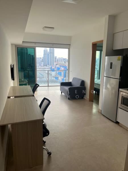 Eight Riversuites, 2 Whampoa East, 2 Bedrooms, 700 sqft, Condominium For Rent, by June Leng Yee Hoe, 500197145 - Living Room - PropertyGuru.com.sg