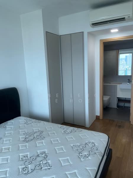 Eight Riversuites, 2 Whampoa East, 2 Bedrooms, 700 sqft, Condominium For Rent, by June Leng Yee Hoe, 500197145 - Bedroom - PropertyGuru.com.sg