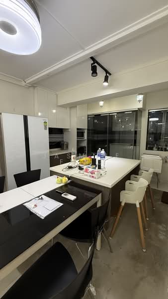 653 Jalan Tenaga, 653 Jalan Tenaga, 4 Bedrooms, 1,335 sqft, HDB Flat For Sale, by Jasmine Fung, 500197164 - Kitchen - PropertyGuru.com.sg